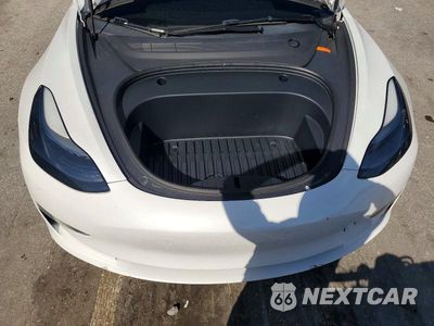 Zdjęcie 11 z 12 samochodu: 2023 TESLA MODEL 3 VIN:5YJ3E1EA2PF510058 - miniatura