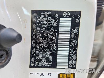 Zdjęcie 12 z 12 samochodu: 2016 TOYOTA PRIUS TWO VIN:JTDKBRFU2G3528519 - miniatura