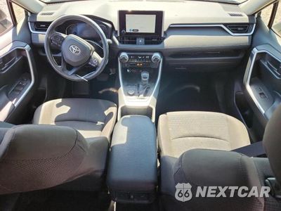 Zdjęcie 8 z 12 samochodu: 2025 TOYOTA RAV4 LE VIN:JTMLWRFV7SD326313 - miniatura