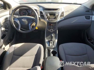 Zdjęcie 8 z 13 samochodu: 2016 HYUNDAI ELANTRA SE VIN:5NPDH4AE7GH674736 - miniatura