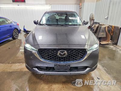 Piąte zdjęcie samochodu w środku: 2024 MAZDA CX-5 PREFERRED VIN:JM3KFBCMXR0388408 - miniatura