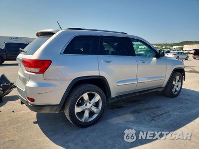 Trzecie zdjęcie samochodu z tyłu: 2013 JEEP GRAND CHEROKEE OVERLAND VIN:1C4RJECG8DC595940 - miniatura