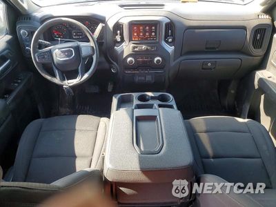 Zdjęcie 8 z 13 samochodu: 2025 GMC SIERRA K1500 VIN:1GTUUAED3SZ252430 - miniatura