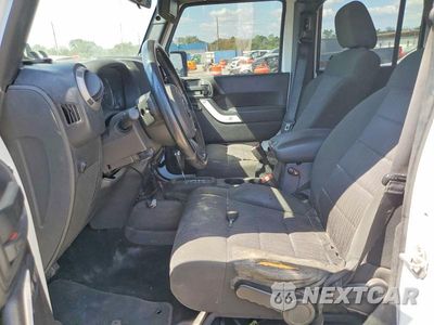 Zdjęcie 7 z 12 samochodu: 2012 JEEP WRANGLER UNLIMITED SPORT VIN:1C4HJWDG5CL101032 - miniatura