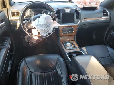 Zdjęcie 8 z 12 samochodu: 2015 CHRYSLER 300C PLATINUM VIN:2C3CCASG8FH767236 - miniatura