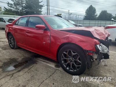 Czwarte zdjęcie samochodu z boku: 2018 CHRYSLER 300 S VIN:2C3CCAGG0JH141293 - miniatura