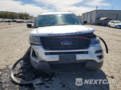 Piąte zdjęcie samochodu w środku: 2016 FORD EXPLORER SPORT VIN:1FM5K8GT0GGC25627 - miniatura