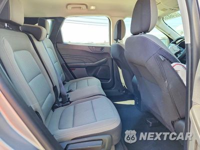 Zdjęcie 11 z 13 samochodu: 2022 FORD ESCAPE S VIN:1FMCU0F67NUA83631 - miniatura