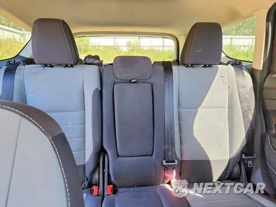 Zdjęcie 10 z 14 samochodu: 2016 FORD ESCAPE SE VIN:1FMCU9GX5GUA43403 - miniatura