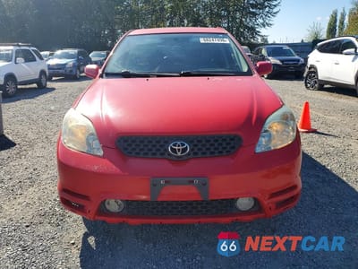 Piąte zdjęcie samochodu w środku: 2004 TOYOTA MATRIX XR VIN:2T1KR32E14C269953 - miniatura