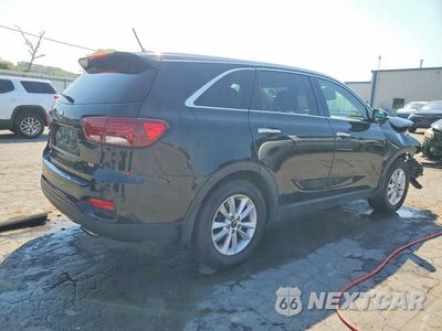 Trzecie zdjęcie samochodu z tyłu: 2019 KIA SORENTO L VIN:5XYPG4A36KG511994 - miniatura