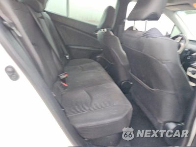Zdjęcie 10 z 12 samochodu: 2016 TOYOTA PRIUS TWO ECO VIN:JTDKARFU1G3023431 - miniatura
