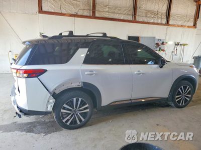 Trzecie zdjęcie samochodu z tyłu: 2025 NISSAN PATHFINDER PLATINUM VIN:5N1DR3DJ8SC275334 - miniatura