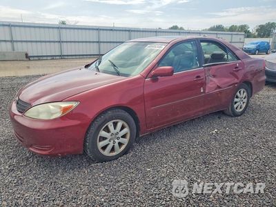 2002 TOYOTA CAMRY XLE V6 4T1BF30K22U004486 - główne zdjęcie licytacji z USA - miniatura