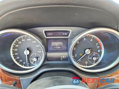 Zdjęcie 9 z 13 samochodu: 2015 MERCEDES-BENZ GL 550 4MATIC VIN:4JGDF7DE4FA532235 - miniatura