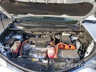 Zdjęcie 11 z 12 samochodu: 2017 TOYOTA RAV4 HYBRID XLE VIN:JTMRJREV6HD138367 - miniatura