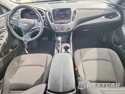 Zdjęcie 8 z 12 samochodu: 2025 CHEVROLET MALIBU LT VIN:1G1ZD5ST3SF122716 - miniatura