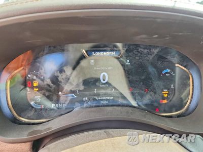Zdjęcie 9 z 12 samochodu: 2025 RAM 3500 LIMITED VIN:3C63RRRL7SG574668 - miniatura