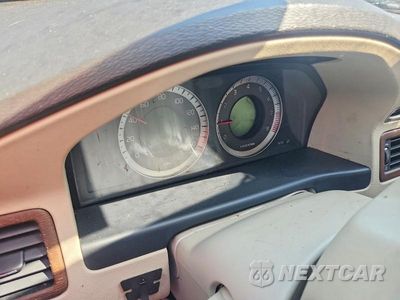 Zdjęcie 9 z 11 samochodu: 2010 VOLVO S80 T6 VIN:YV1992AH9A1117112 - miniatura