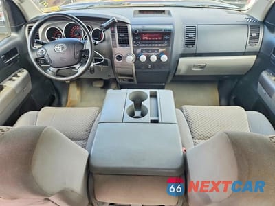 Zdjęcie 8 z 12 samochodu: 2010 TOYOTA TUNDRA DOUBLE CAB SR5 VIN:5TFUM5F19AX003653 - miniatura