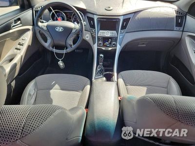 Zdjęcie 8 z 12 samochodu: 2011 HYUNDAI SONATA SE VIN:5NPEC4AC5BH179560 - miniatura