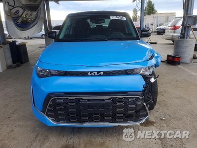 Piąte zdjęcie samochodu w środku: 2024 KIA SOUL GT LINE VIN:KNDJ53AU3R7232265 - miniatura