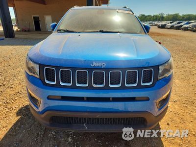Piąte zdjęcie samochodu w środku: 2017 JEEP COMPASS LATITUDE VIN:3C4NJCBB0HT668656 - miniatura