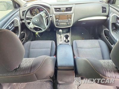 Zdjęcie 8 z 12 samochodu: 2016 NISSAN ALTIMA 2.5 SV VIN:1N4AL3AP9GC286194 - miniatura