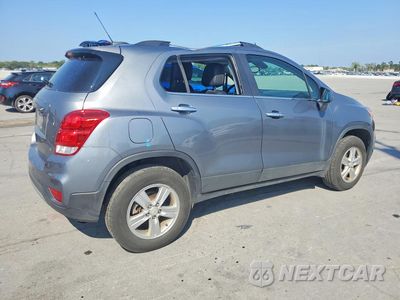 Trzecie zdjęcie samochodu z tyłu: 2019 CHEVROLET TRAX 1LT VIN:KL7CJPSB8KB925292 - miniatura