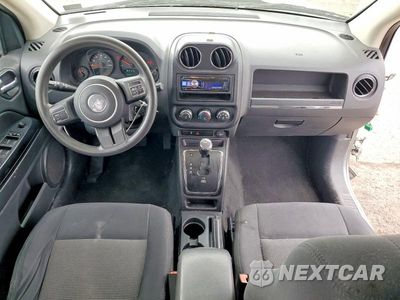 Zdjęcie 8 z 13 samochodu: 2011 JEEP COMPASS SPORT VIN:1J4NF1FB5BD234983 - miniatura