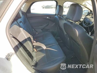 Zdjęcie 10 z 13 samochodu: 2015 FORD FOCUS TITANIUM VIN:1FADP3N21FL241667 - miniatura