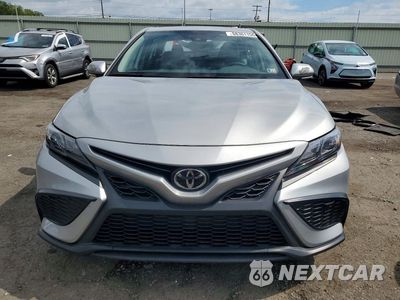 Piąte zdjęcie samochodu w środku: 2021 TOYOTA CAMRY SE VIN:4T1G11BK9MU031273 - miniatura