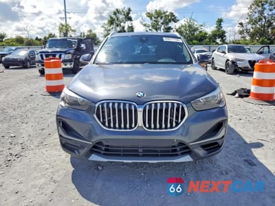 Piąte zdjęcie samochodu w środku: 2020 BMW X1 XDRIVE28I VIN:WBXJG9C09L5P77951 - miniatura