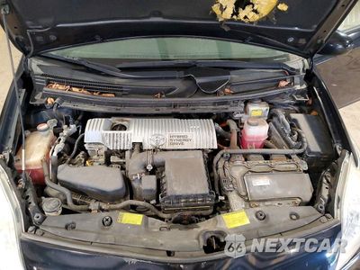 Zdjęcie 12 z 14 samochodu: 2015 TOYOTA PRIUS TWO VIN:JTDKN3DU5F0410312 - miniatura
