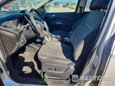 Zdjęcie 7 z 13 samochodu: 2015 FORD ESCAPE SE VIN:1FMCU0G93FUA32010 - miniatura