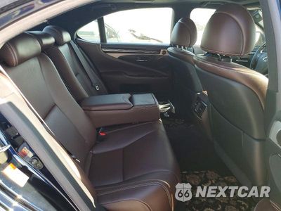 Zdjęcie 10 z 12 samochodu: 2017 LEXUS LS 460 VIN:JTHBL5EF4H5144304 - miniatura