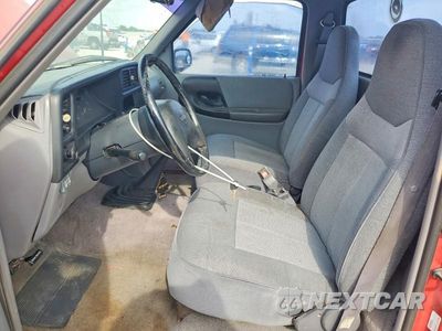 Zdjęcie 7 z 12 samochodu: 1994 MAZDA B2300 VIN:4F4CR12A3RTM74400 - miniatura