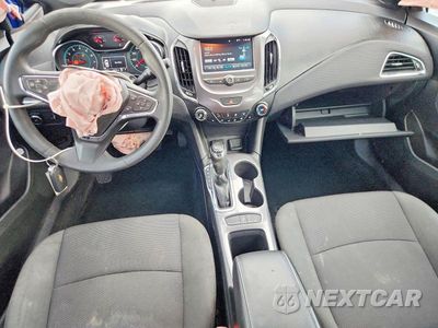 Zdjęcie 8 z 12 samochodu: 2017 CHEVROLET CRUZE LT VIN:1G1BE5SM6H7141383 - miniatura