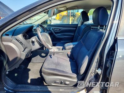 Zdjęcie 7 z 12 samochodu: 2016 NISSAN ALTIMA 2.5 SV VIN:1N4AL3AP7GC230738 - miniatura