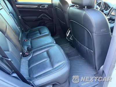 Zdjęcie 6 z 11 samochodu: 2015 PORSCHE CAYENNE VIN:WP1AF2A28FLA38063 - miniatura