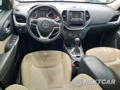 Zdjęcie 8 z 14 samochodu: 2018 JEEP CHEROKEE LATITUDE VIN:1C4PJLCB3JD566013 - miniatura