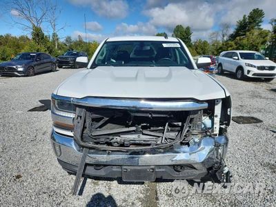 Piąte zdjęcie samochodu w środku: 2017 CHEVROLET SILVERADO K1500 LT VIN:1GCVKREC8HZ393860 - miniatura