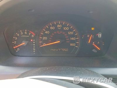 Zdjęcie 9 z 12 samochodu: 2004 HONDA ACCORD EX VIN:1HGCM82654A006573 - miniatura