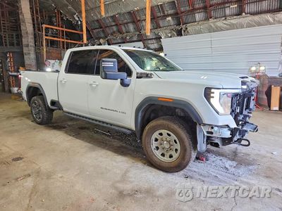 Czwarte zdjęcie samochodu z boku: 2025 GMC SIERRA K2500 SLE VIN:1GT4UME75SF340490 - miniatura
