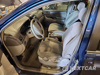 Zdjęcie 7 z 13 samochodu: 2004 TOYOTA SIENNA LE 7 PASSENGER VIN:5TDZA23C64S118983 - miniatura
