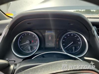 Zdjęcie 9 z 12 samochodu: 2020 TOYOTA CAMRY SE VIN:4T1G11AKXLU915691 - miniatura