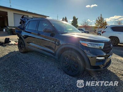 Czwarte zdjęcie samochodu z boku: 2020 FORD EXPLORER XLT VIN:1FMSK7DH0LGB40858 - miniatura