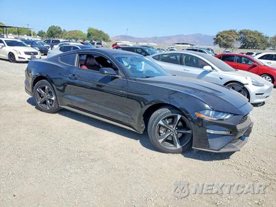 Czwarte zdjęcie samochodu z boku: 2021 FORD MUSTANG VIN:1FA6P8TH9M5117628 - miniatura