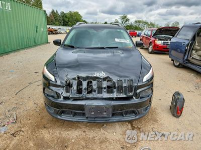 Piąte zdjęcie samochodu w środku: 2014 JEEP CHEROKEE LATITUDE VIN:1C4PJMCS5EW230508 - miniatura