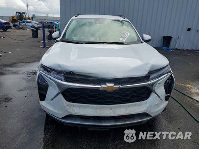 Piąte zdjęcie samochodu w środku: 2025 CHEVROLET TRAX 1LT VIN:KL77LHEP9SC216759 - miniatura